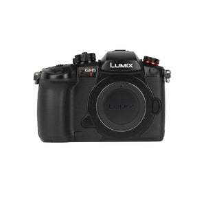 Panasonic LUMIX GH5M2, 20.3MP Mirrorless Micro Four Thirds Camera Body