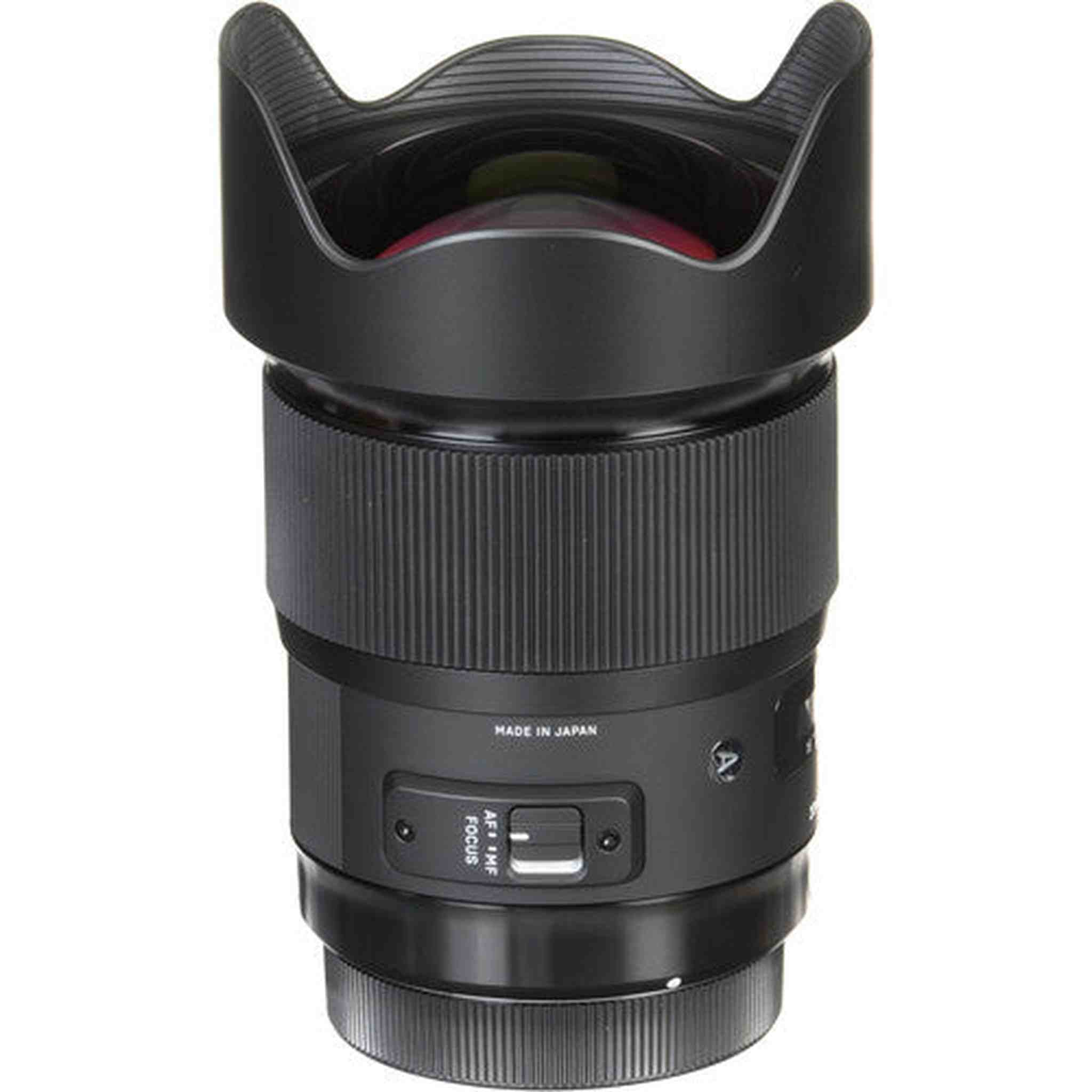 Sigma 20mm f/1.4 DG HSM Art Lens for Nikon F with Cleaning Kit, Full Size Tripod, USB Card Reader, and 32GB Memory Kit Sigma