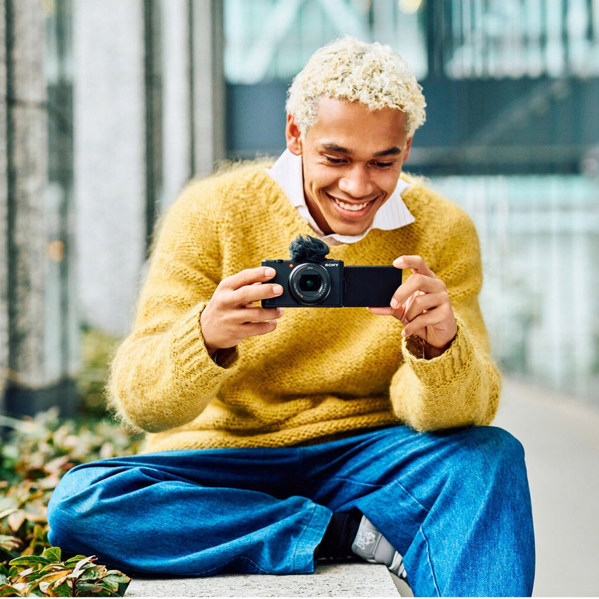 Sony ZV-1 II Digital Camera + Pro Mic + 64GB Memory Card + Photo Software + More