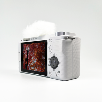 Sony Alpha ZV-E10 - APS-C Interchangeable Lens Mirrorless Vlog Camera - White