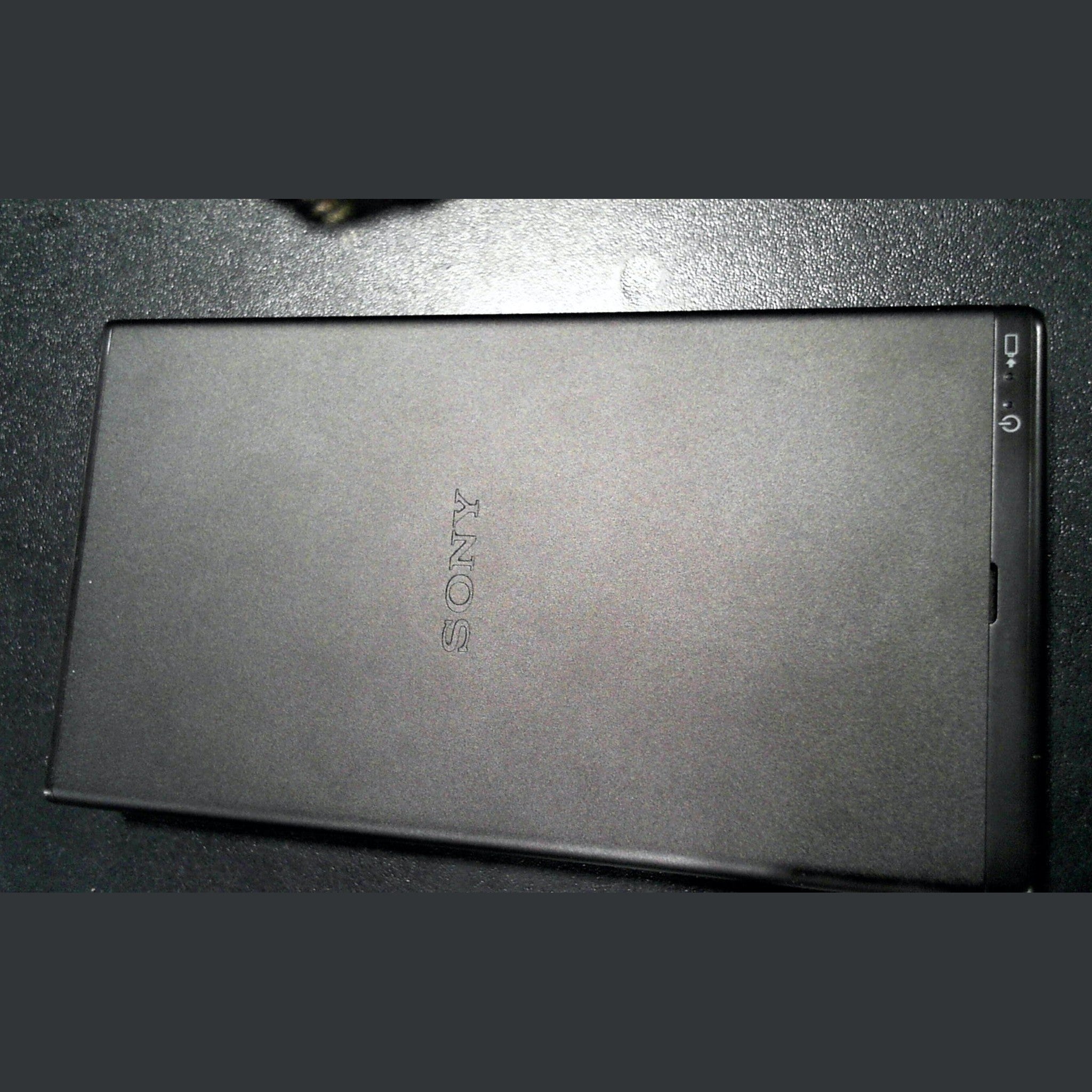 Sony MP-CD1 Portable Pico , Pocket- Sized, HDMI/MHL, DLP, Short-Throw, 120 Screen, 5000mAh Built-in Battery, Built-in Sp - Used Sony