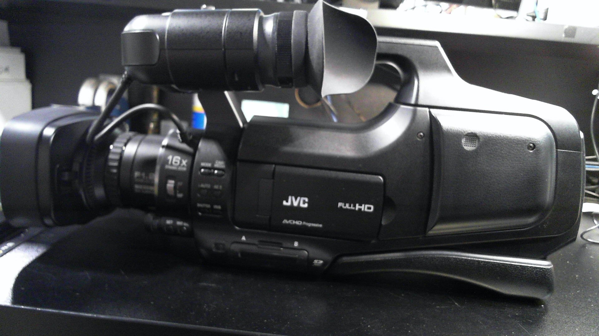 JVC GY-HM70U Camcorder - Used