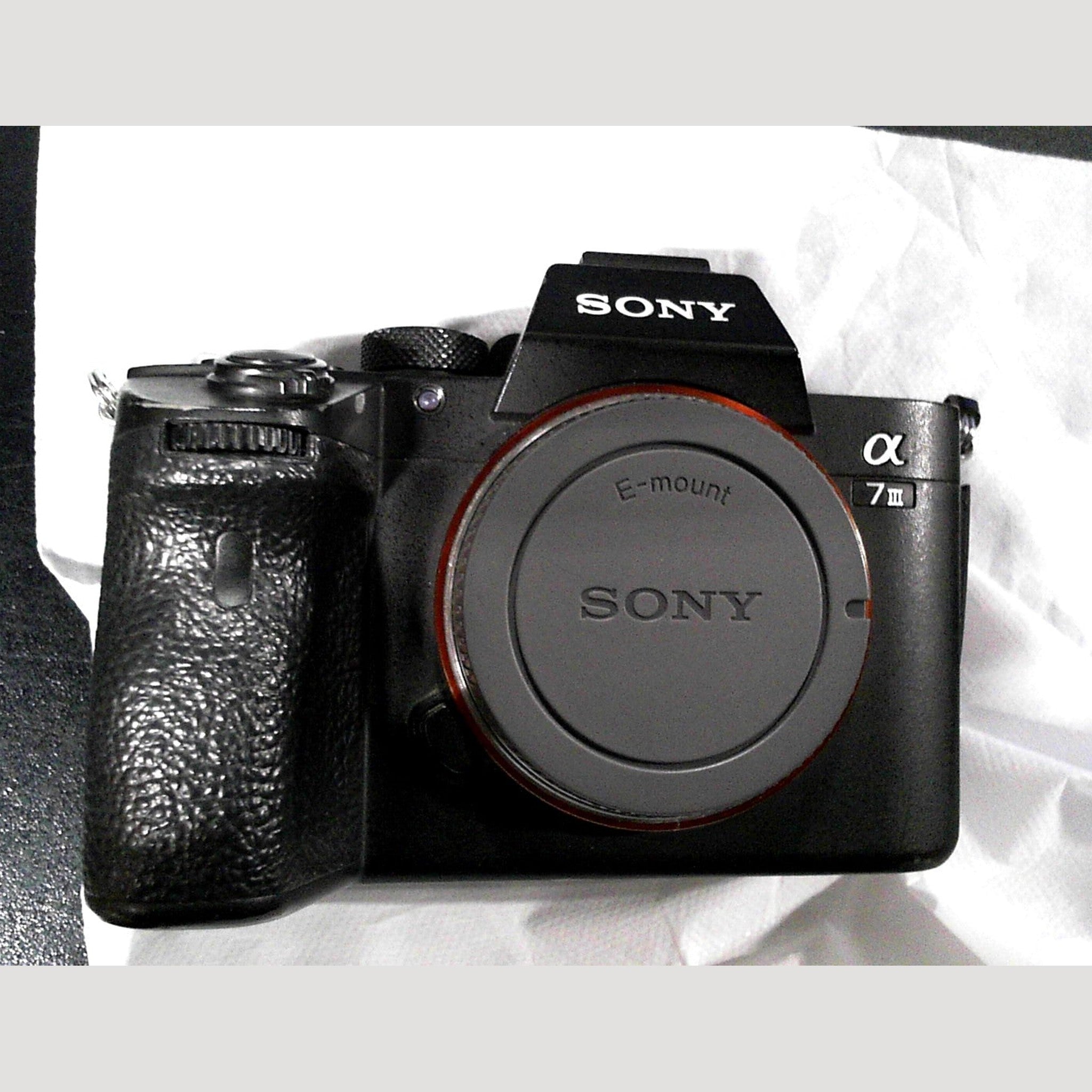 Sony a7 III Full-Frame Mirrorless Interchangeable-Lens Camera Optical with 3-Inch LCD, Black ILCE7M3/B - Used Sony
