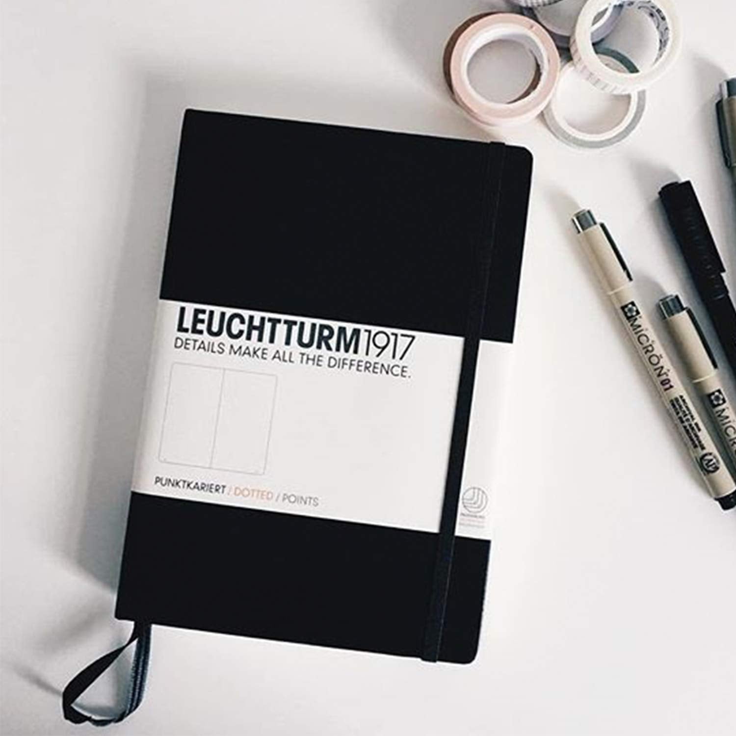 Leuchtturm1917 Medium A5 Dotted Hardcover Notebook (Black) - 249 Numbered Pages