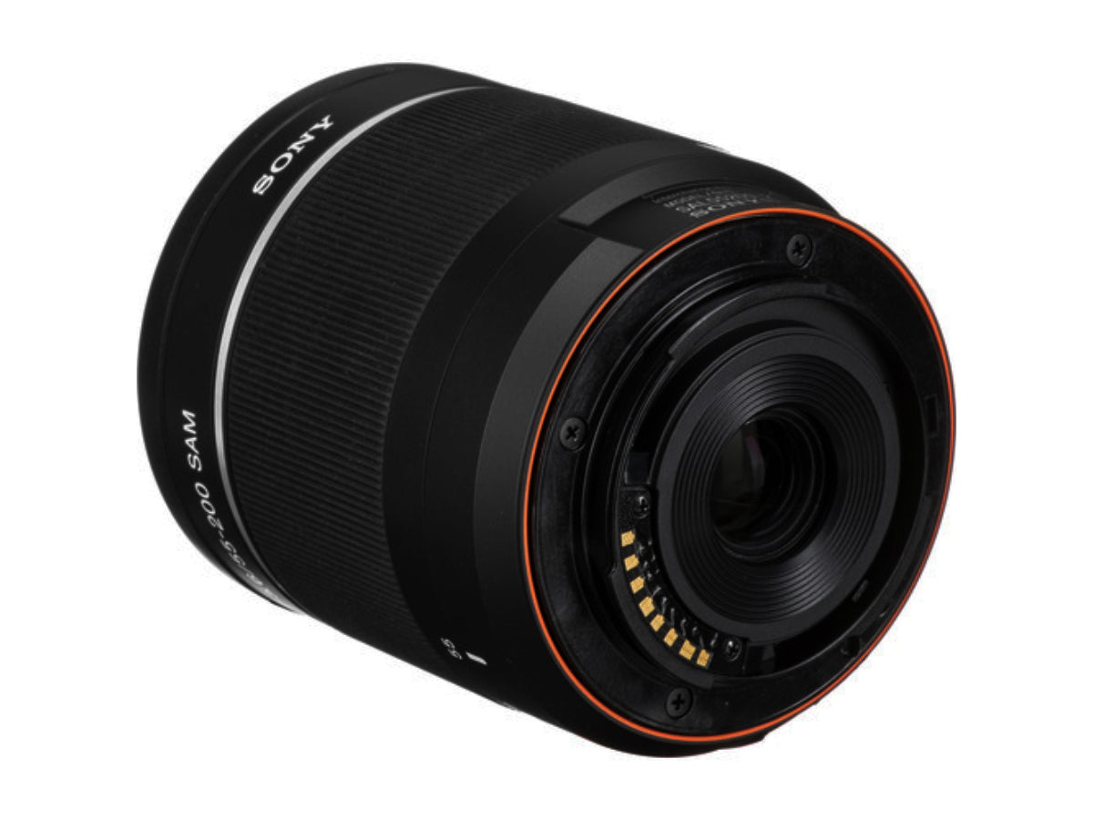 SONY SAL 55-200/2 F/4-5.6 AF DT Lens + Deluxe Lens Cleaning Bundle